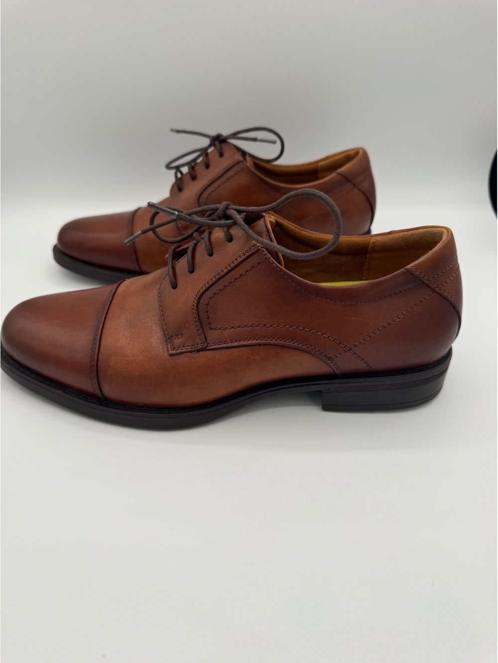 NWOT Leather Men’s Business Casual Shoes Florsheim Cap Toe Oxfords Men’s 8D